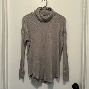 Gray American Eagle Sweater